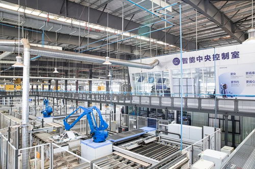 央視網(wǎng)超級工廠走進(jìn)索菲亞,看定制家居企業(yè)如何 超前 發(fā)揮